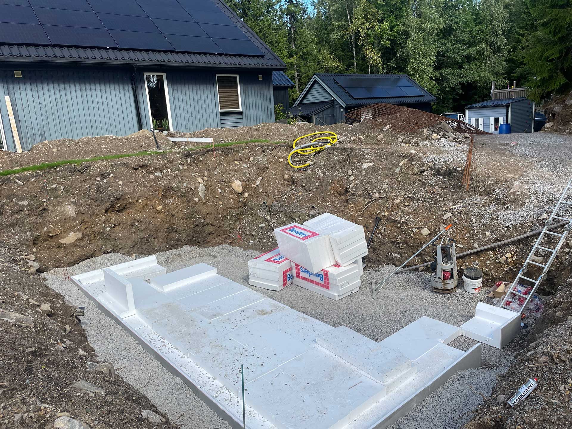 Grundläggning — Premie Bygg utför grundläggning i Örebro
