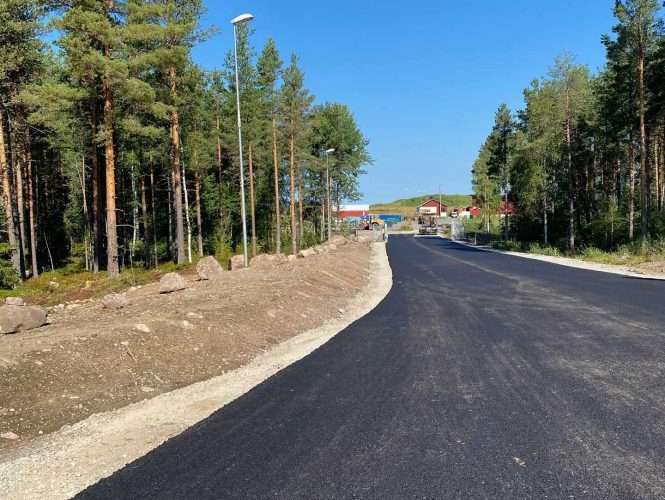 Markanläggning — Premie Bygg utför schaktning, fyllning och finplanering